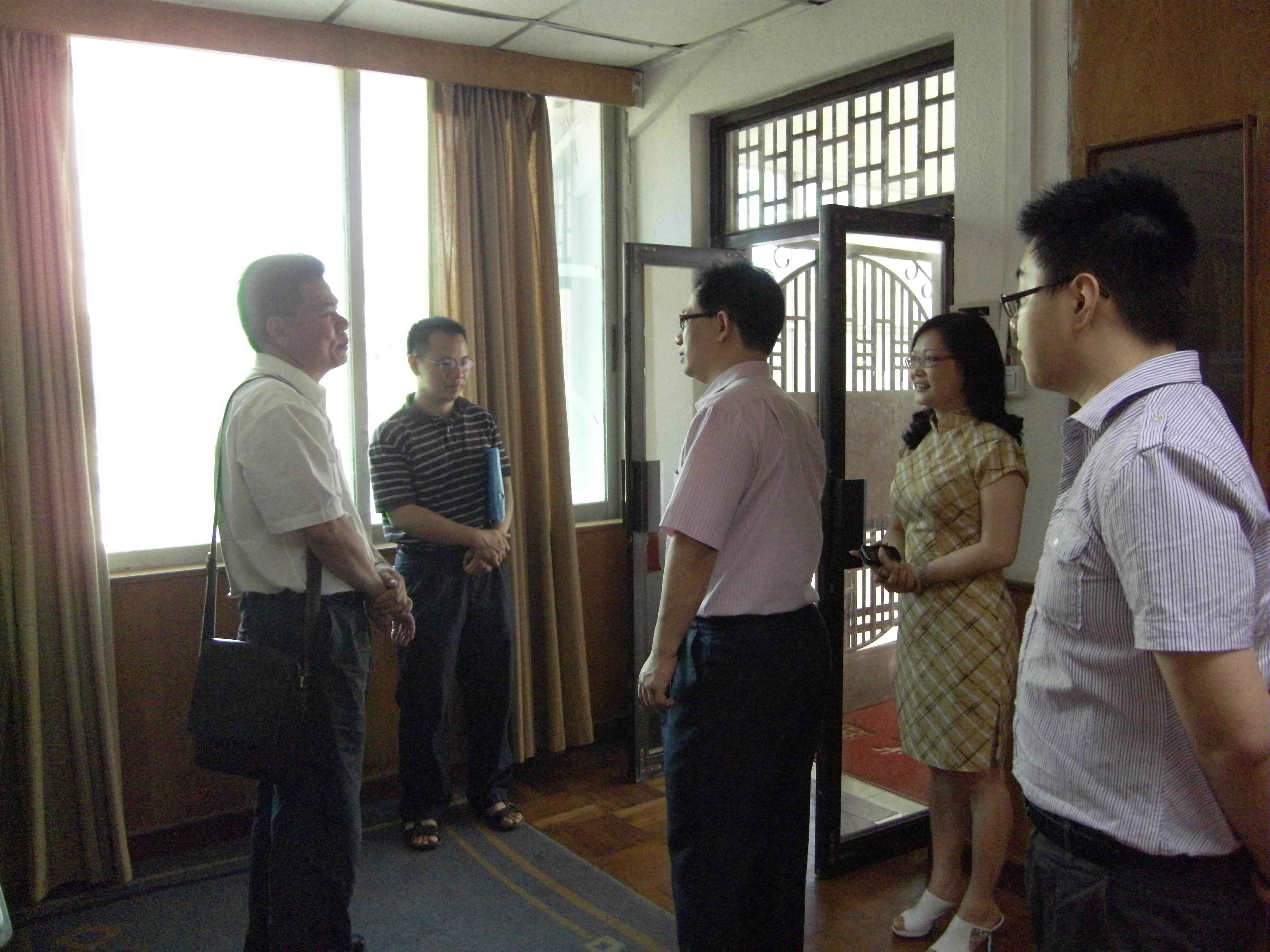 2011年6月2日市科技局視察我司